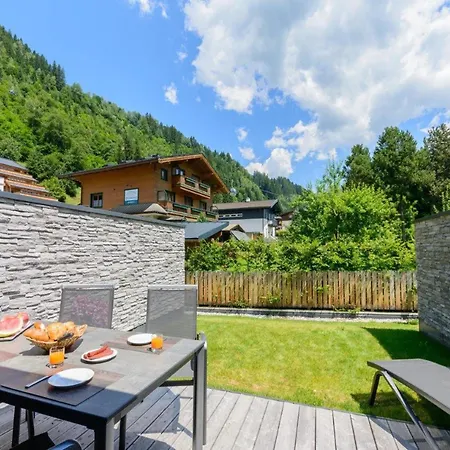 Stylish Neukirchen Home For 8 Guests