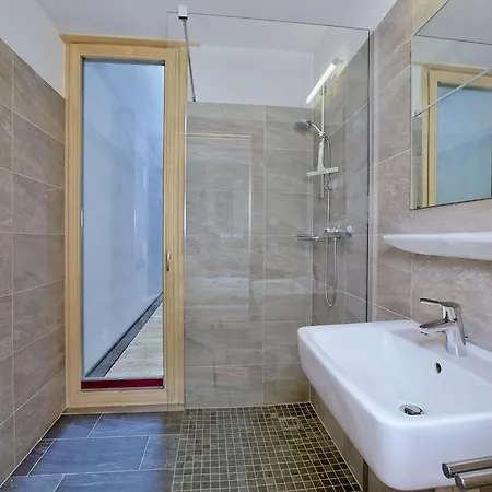 In Neukirchen Near Lift & Sauna * Нойкирхен-ам-Гросфенедигер