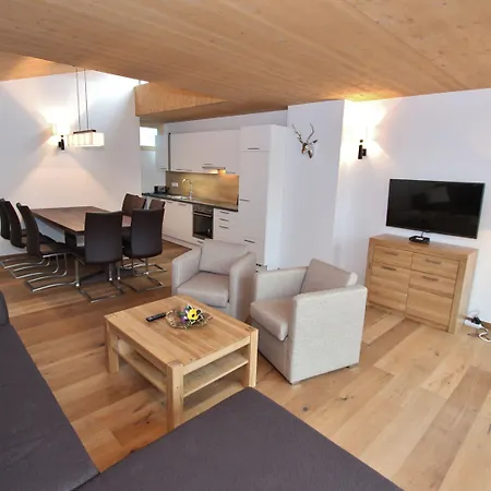 In Neukirchen Near Lift & Sauna Апартаменты Нойкирхен-ам-Гросфенедигер