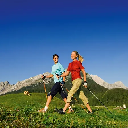 Апартаменты In Neukirchen Near Lift & Sauna *