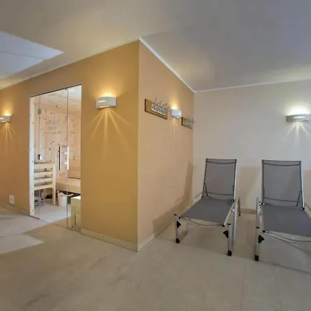 Stylish Neukirchen For 8 Guests