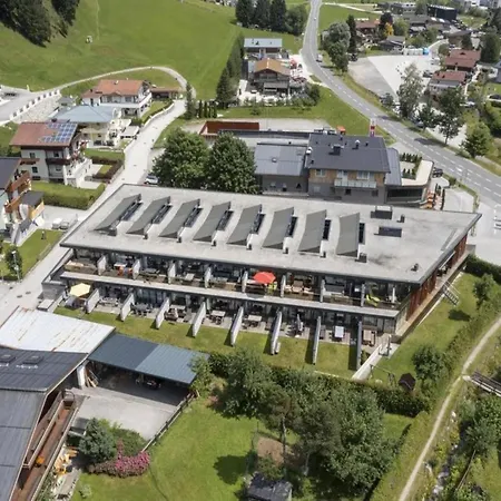 Stylish Neukirchen For 8 Guests Neukirchen am Großvenediger