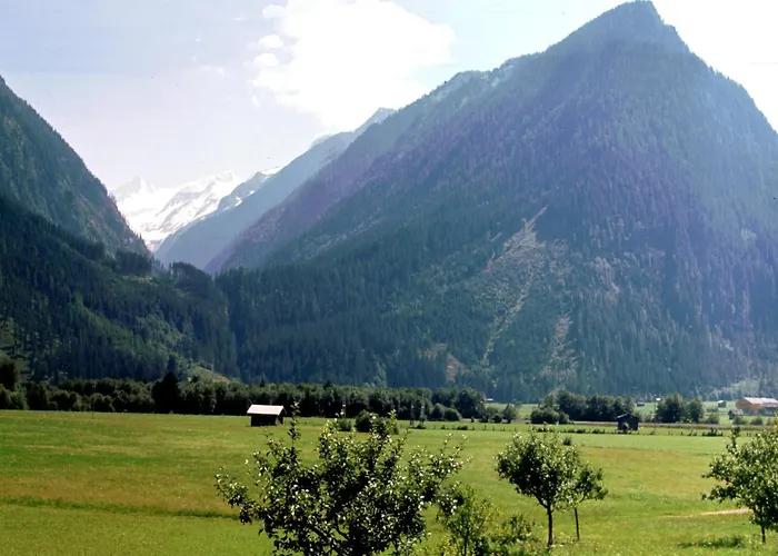 Appartement In Neukirchen Near Lift & Sauna Neukirchen am Großvenediger